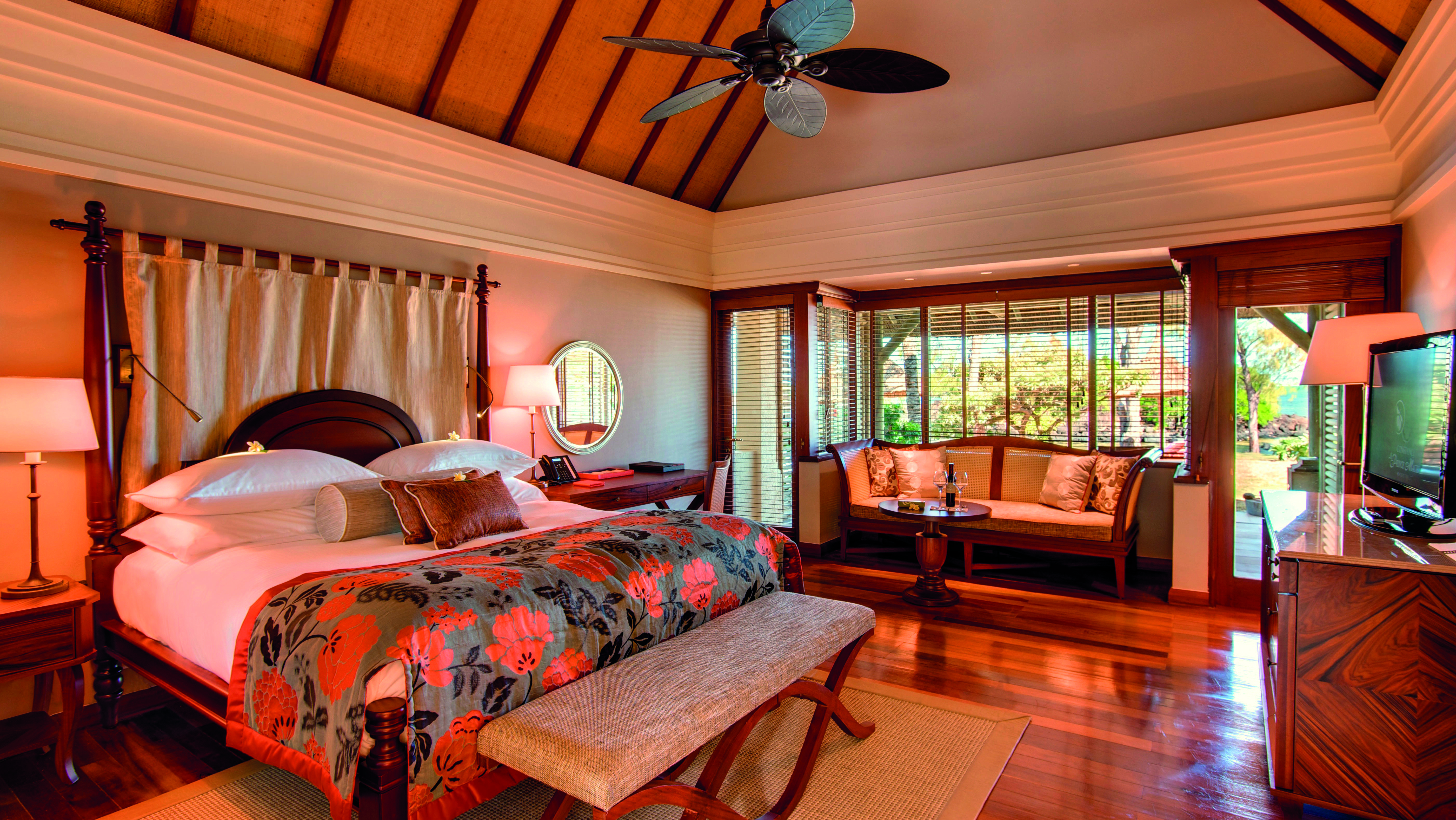 Constance Prince Maurice Poste de Flacq Cameră foto A bedroom at the Four Seasons Resort